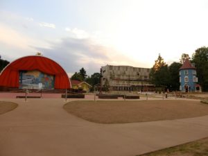 moomin-valley-park-house-and-theater